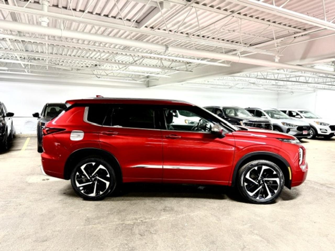 2024 Mitsubishi Outlander GT 4dr S-AWC Photo