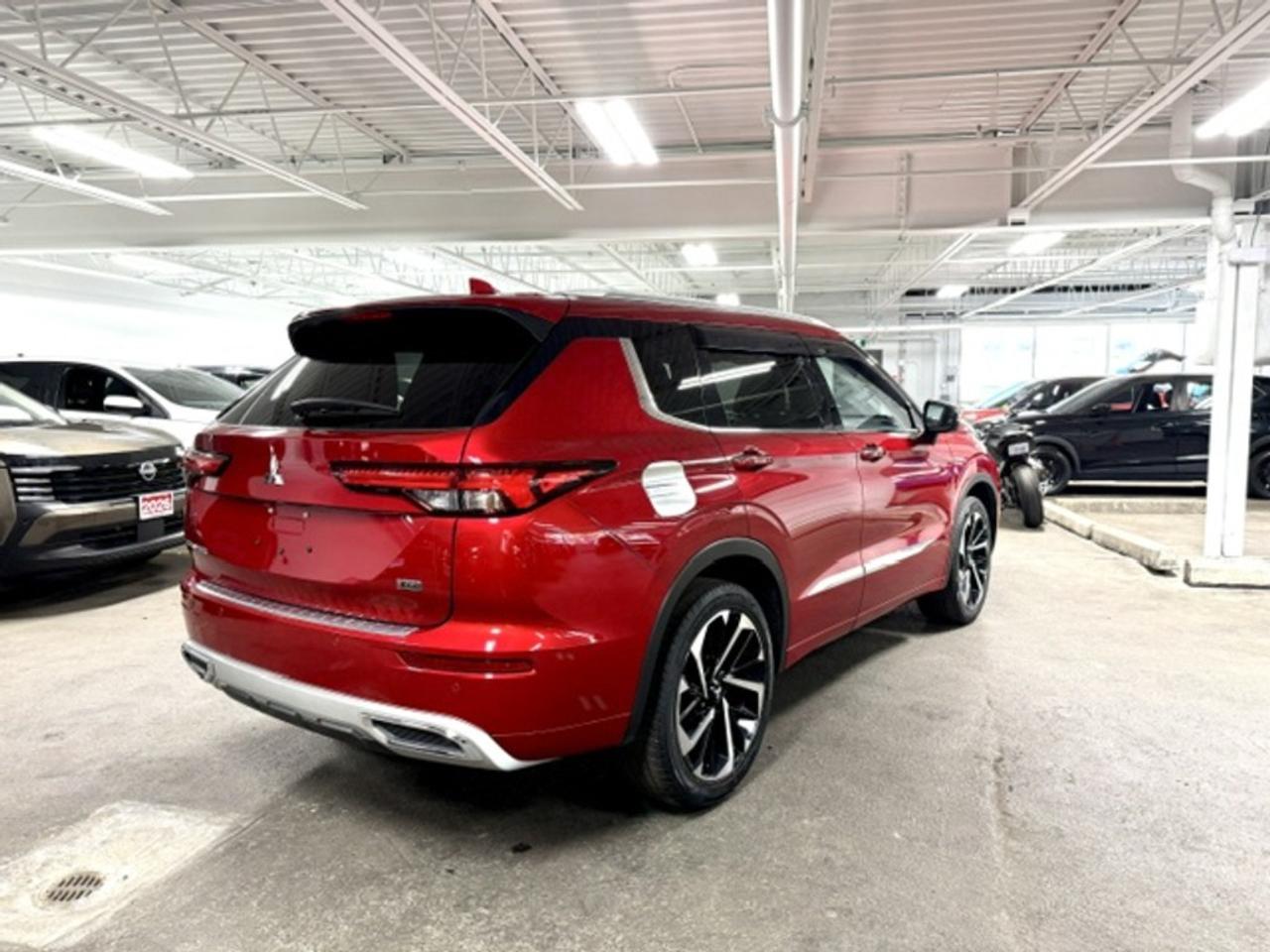 2024 Mitsubishi Outlander GT 4dr S-AWC Photo
