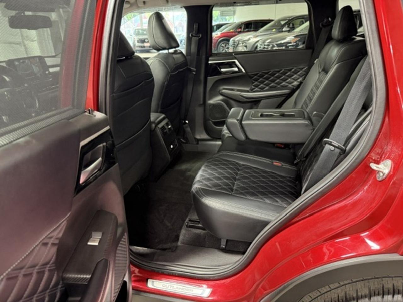 2024 Mitsubishi Outlander GT 4dr S-AWC Photo
