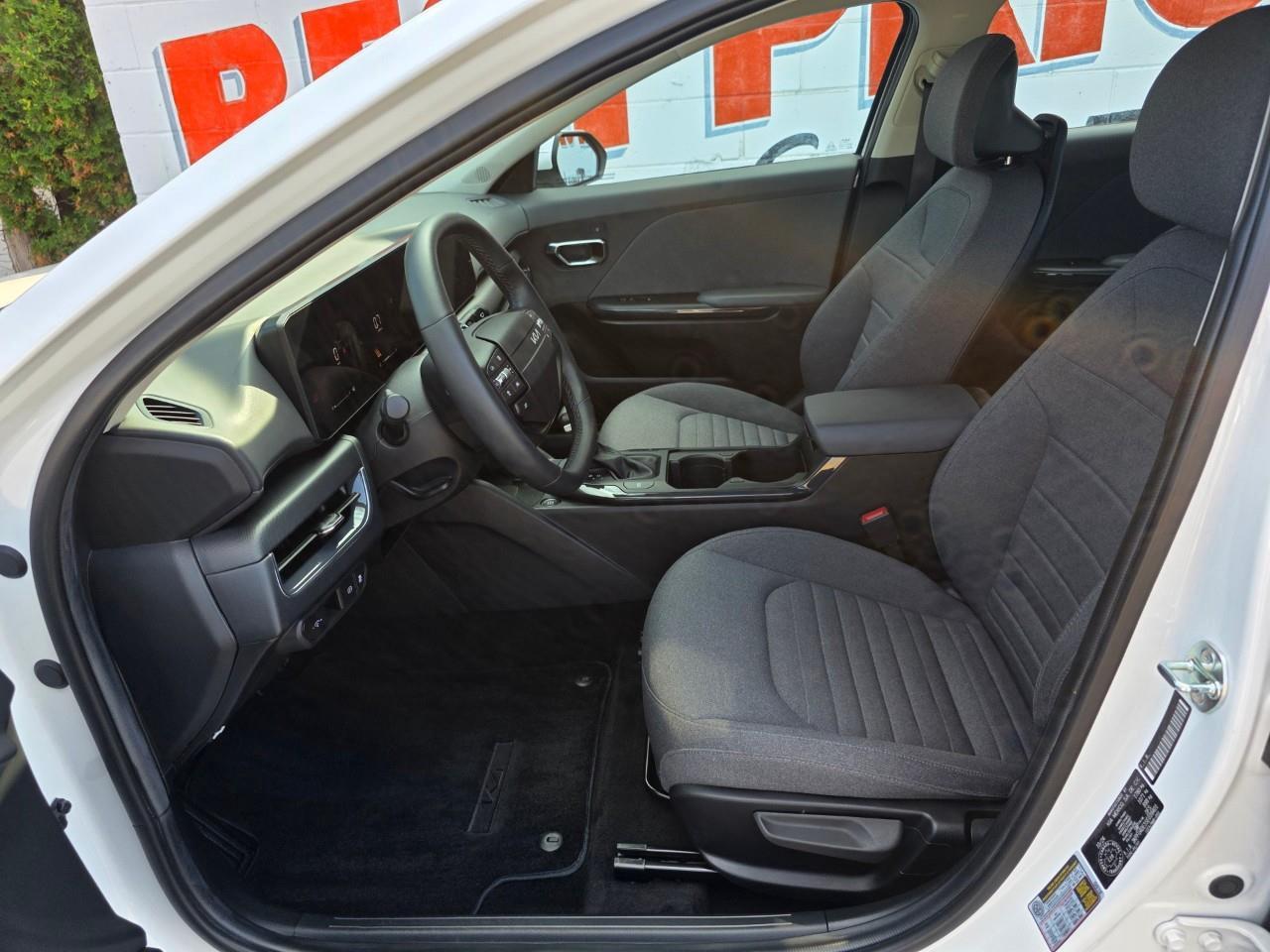 2025 Kia K4 EX 4dr Sedan Photo