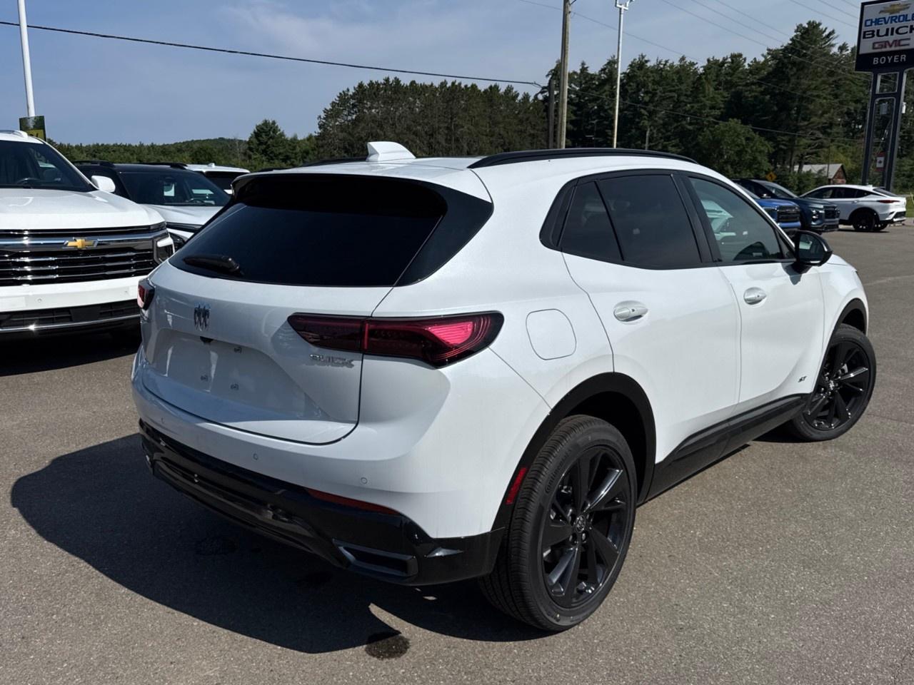 2026 Buick Envision AWD 4dr Sport Touring Photo4