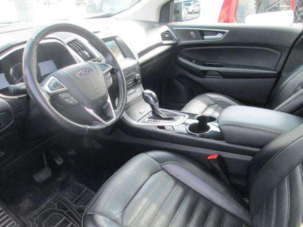 2015 Ford Edge SEL, Leather, Sunroof, Navigation Photo