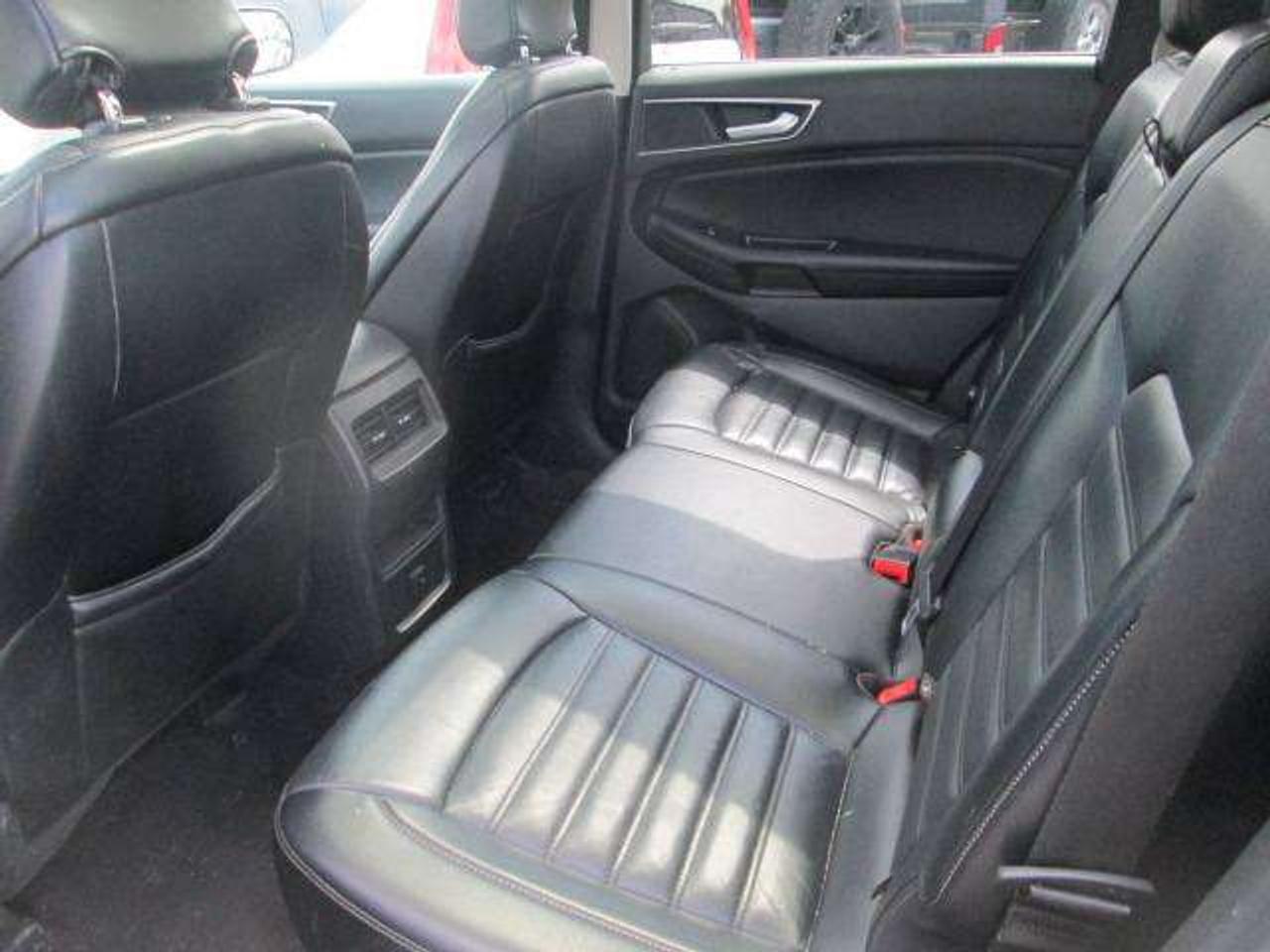 2015 Ford Edge SEL, Leather, Sunroof, Navigation Photo
