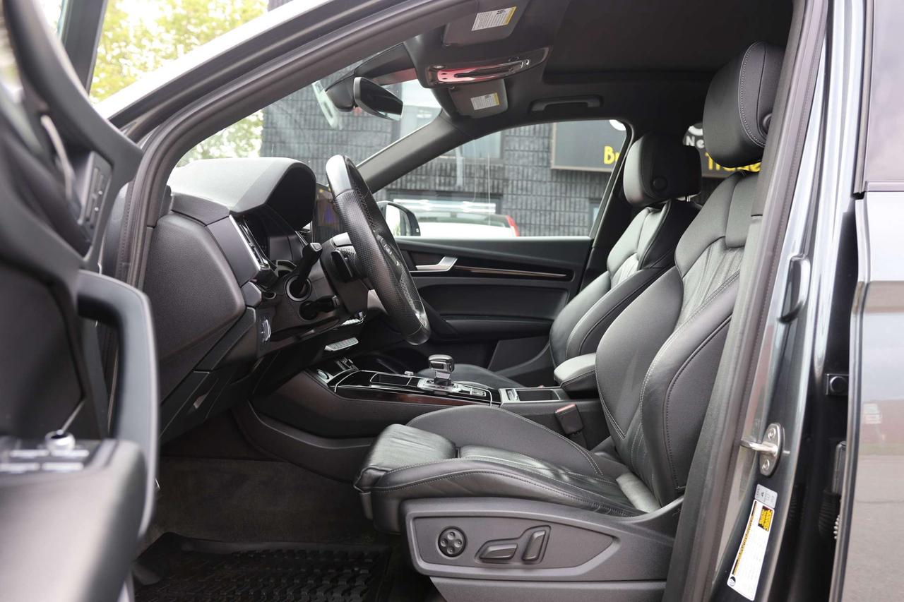 2022 Audi Q5 PROGRESSIV-QUATTRO-SLINE/NAV/BCAM/PARKING SENSORS/BLIS/LANE ASSIST/LEATHER/P SEATS/MEM SEATS/HEATED SEATS//KEYLESS/PANORO Photo