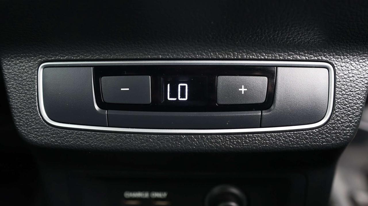 2022 Audi Q5 PROGRESSIV-QUATTRO-SLINE/NAV/BCAM/PARKING SENSORS/BLIS/LANE ASSIST/LEATHER/P SEATS/MEM SEATS/HEATED SEATS//KEYLESS/PANORO Photo