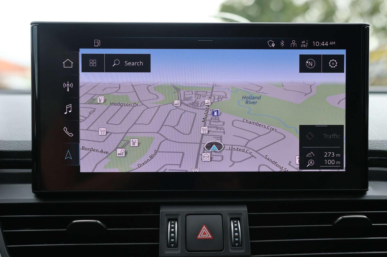 2022 Audi Q5 PROGRESSIV-QUATTRO-SLINE/NAV/BCAM/PARKING SENSORS/BLIS/LANE ASSIST/LEATHER/P SEATS/MEM SEATS/HEATED SEATS//KEYLESS/PANORO Photo