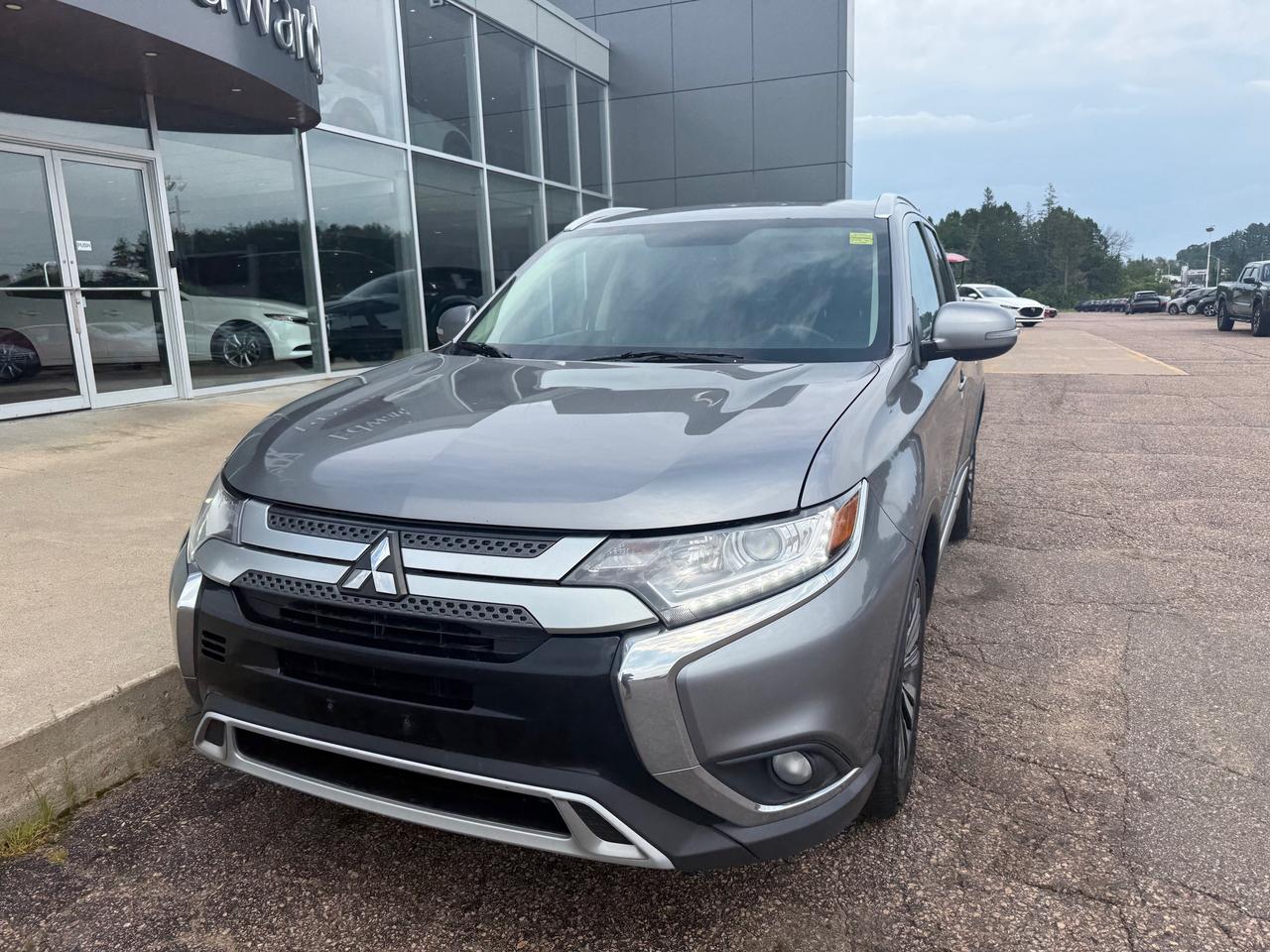 2020 Mitsubishi Outlander ES 4dr S-AWC Photo