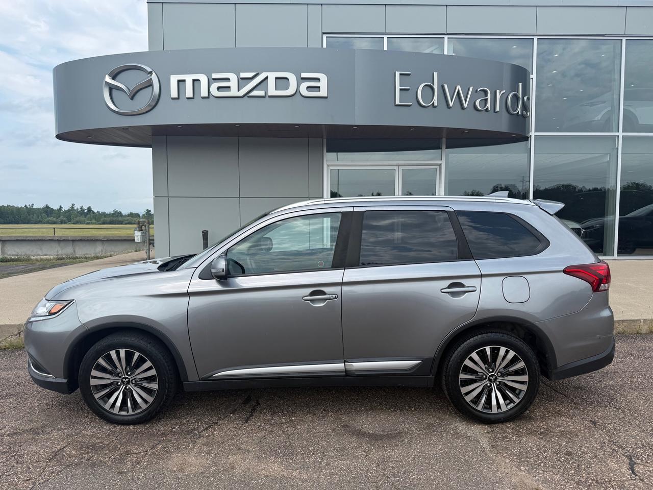 2020 Mitsubishi Outlander ES 4dr S-AWC Photo0