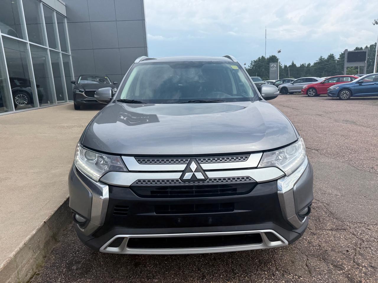 2020 Mitsubishi Outlander ES 4dr S-AWC Photo