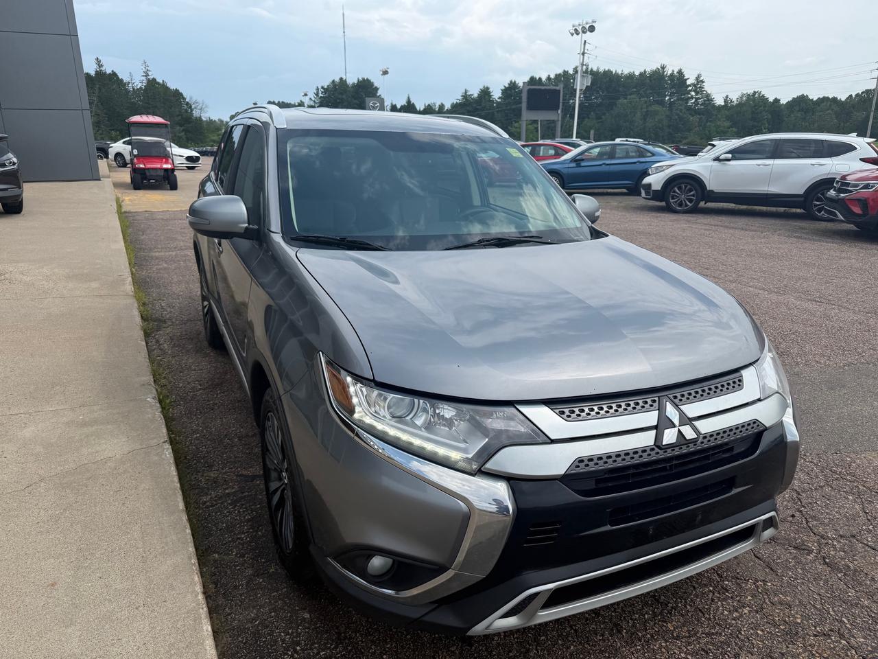 2020 Mitsubishi Outlander ES 4dr S-AWC Photo