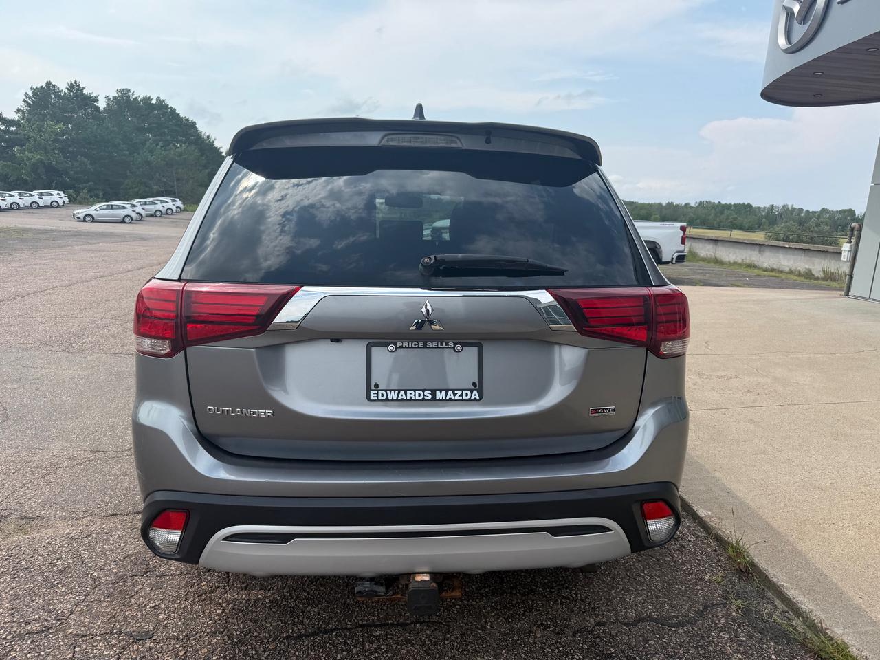2020 Mitsubishi Outlander ES 4dr S-AWC Photo