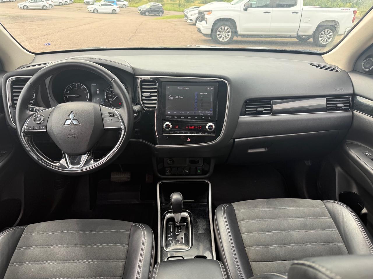 2020 Mitsubishi Outlander ES 4dr S-AWC Photo