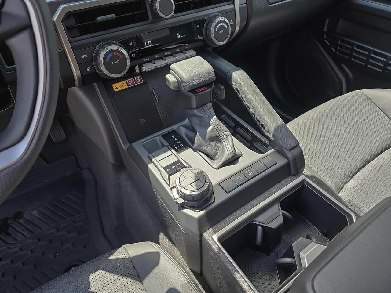 2026 Toyota 4Runner Hybrid 4WD Photo