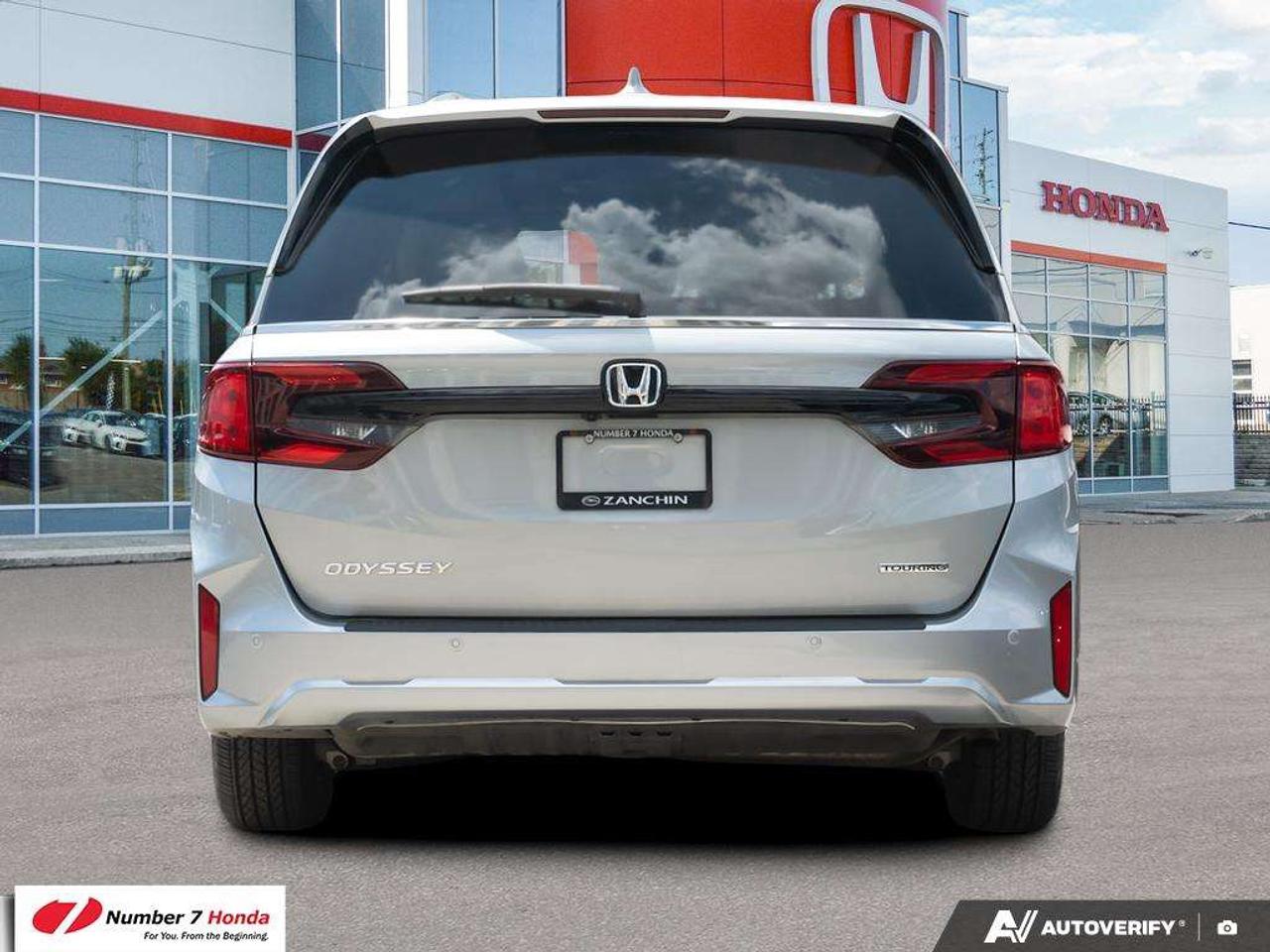 2025 Honda Odyssey Touring *EXTENDED POWERTRAIN WARRANTY*NO REPORTED ACCIDENTS Photo