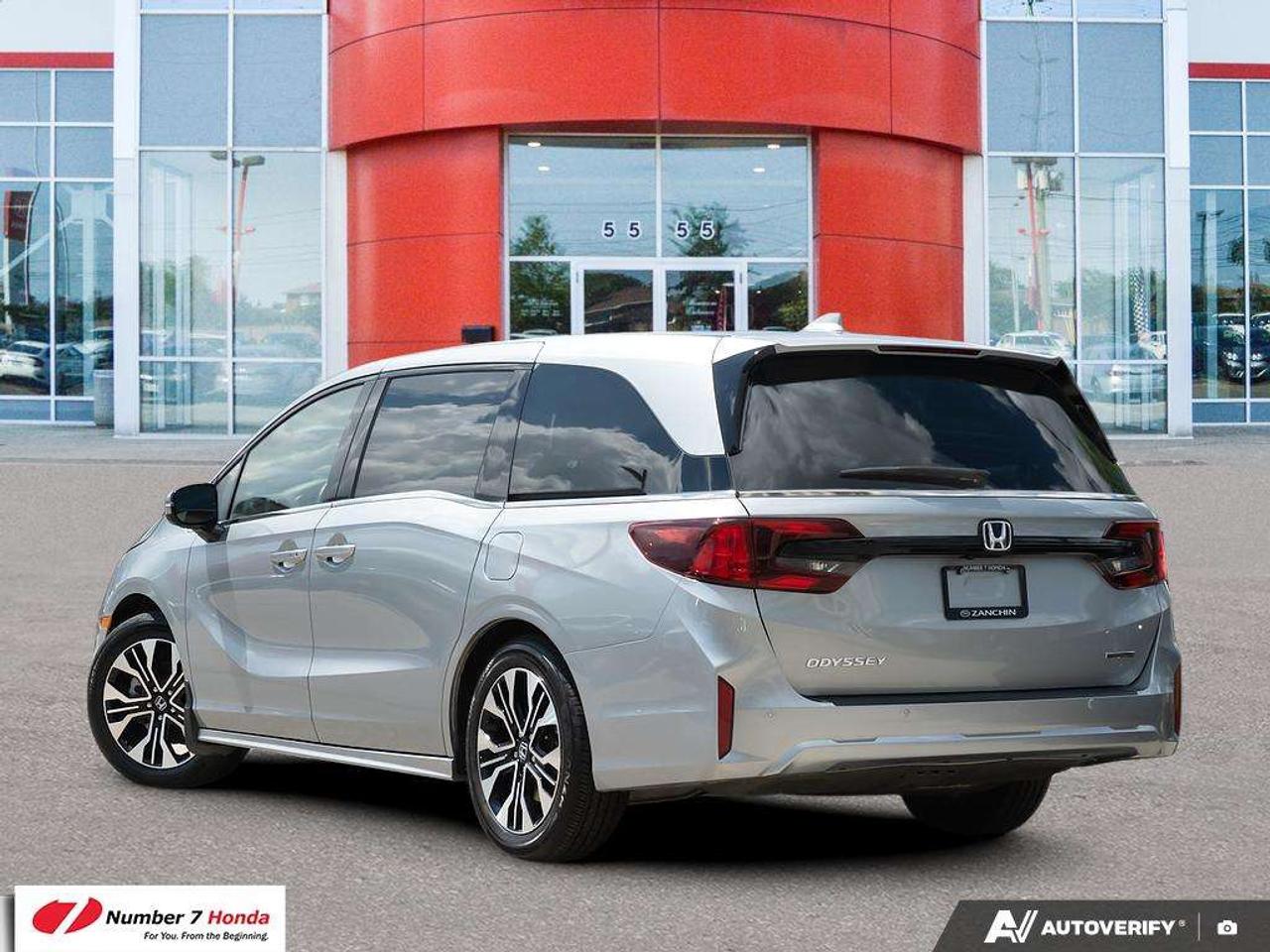 2025 Honda Odyssey Touring *EXTENDED POWERTRAIN WARRANTY*NO REPORTED ACCIDENTS Photo