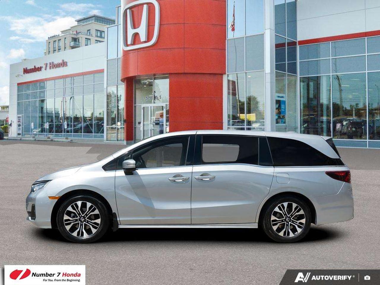 2025 Honda Odyssey Touring *EXTENDED POWERTRAIN WARRANTY*NO REPORTED ACCIDENTS Photo