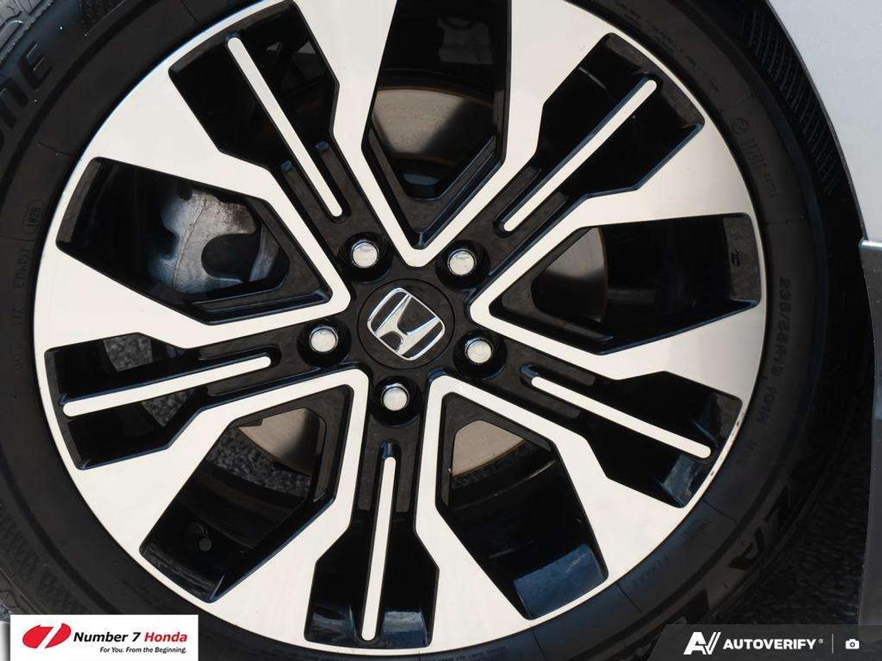 2025 Honda Odyssey Touring *EXTENDED POWERTRAIN WARRANTY*NO REPORTED ACCIDENTS Photo