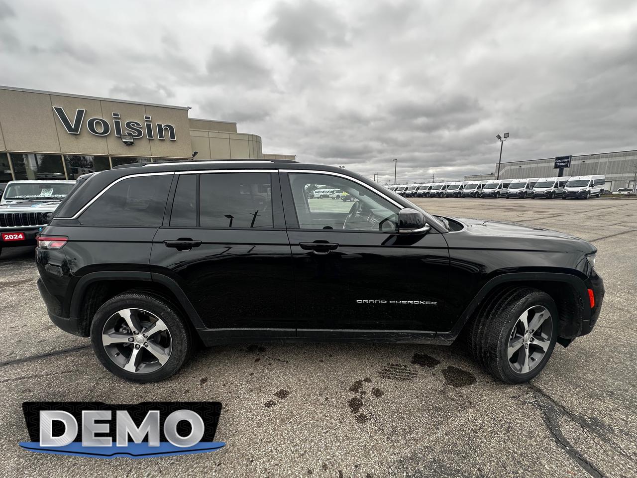 2023 Jeep Grand Cherokee 4xe Base 4dr 4x4 Photo5