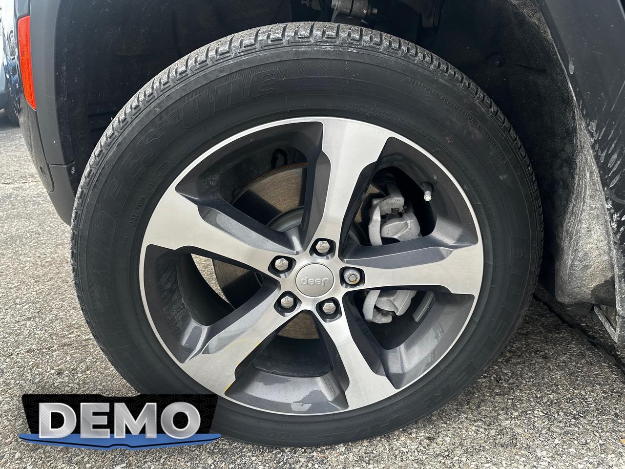 2023 Jeep Grand Cherokee 4xe Base 4dr 4x4 Photo