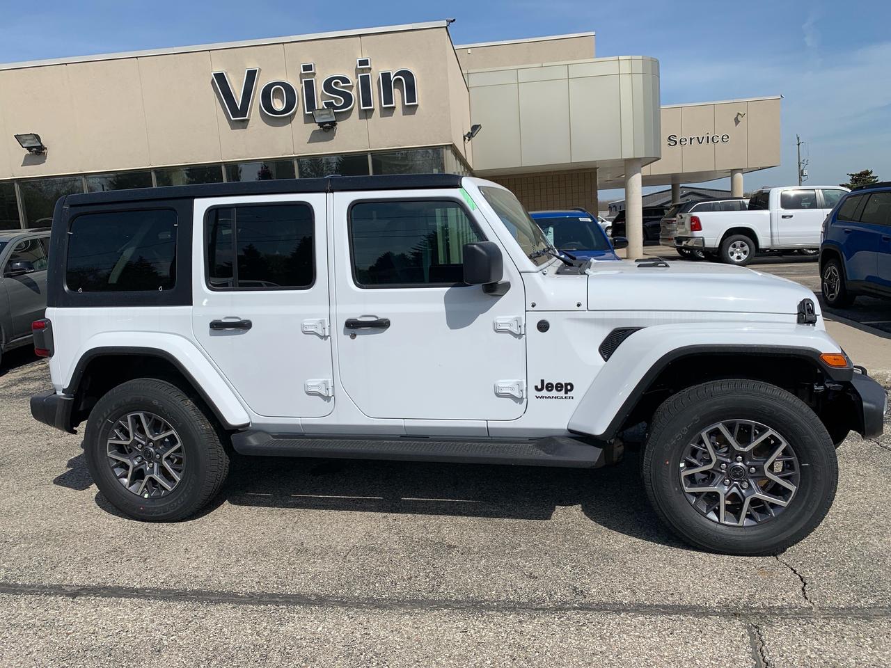 2026 Jeep Wrangler SAHARA 4DR 4X4 Photo5