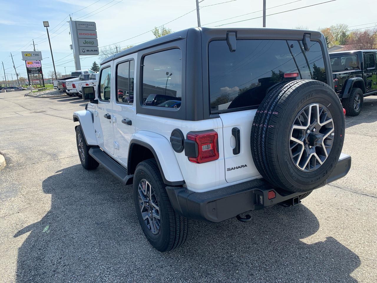 2026 Jeep Wrangler SAHARA 4DR 4X4 Photo