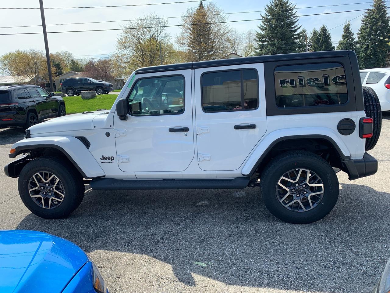 2026 Jeep Wrangler SAHARA 4DR 4X4 Photo