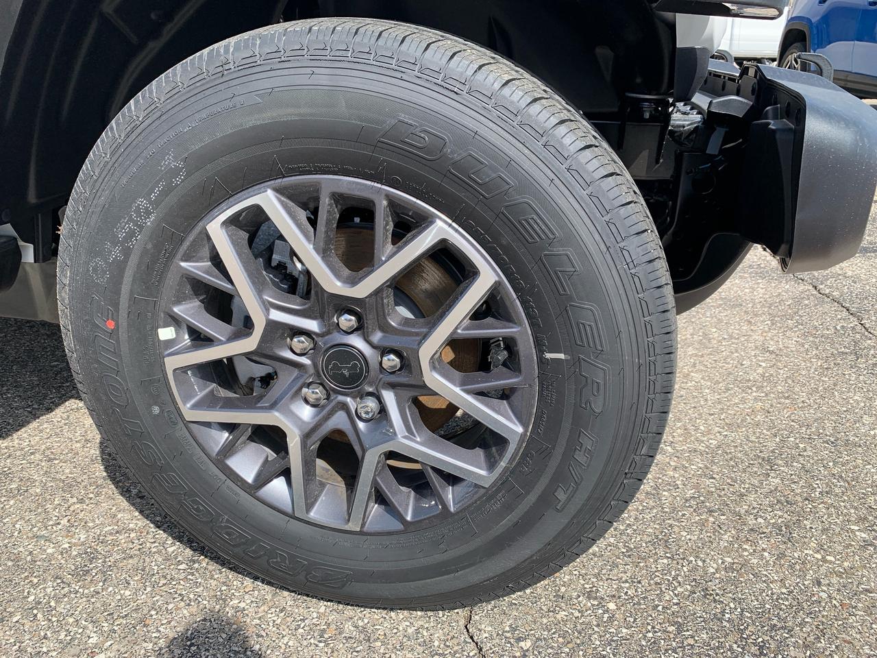 2026 Jeep Wrangler SAHARA 4DR 4X4 Photo