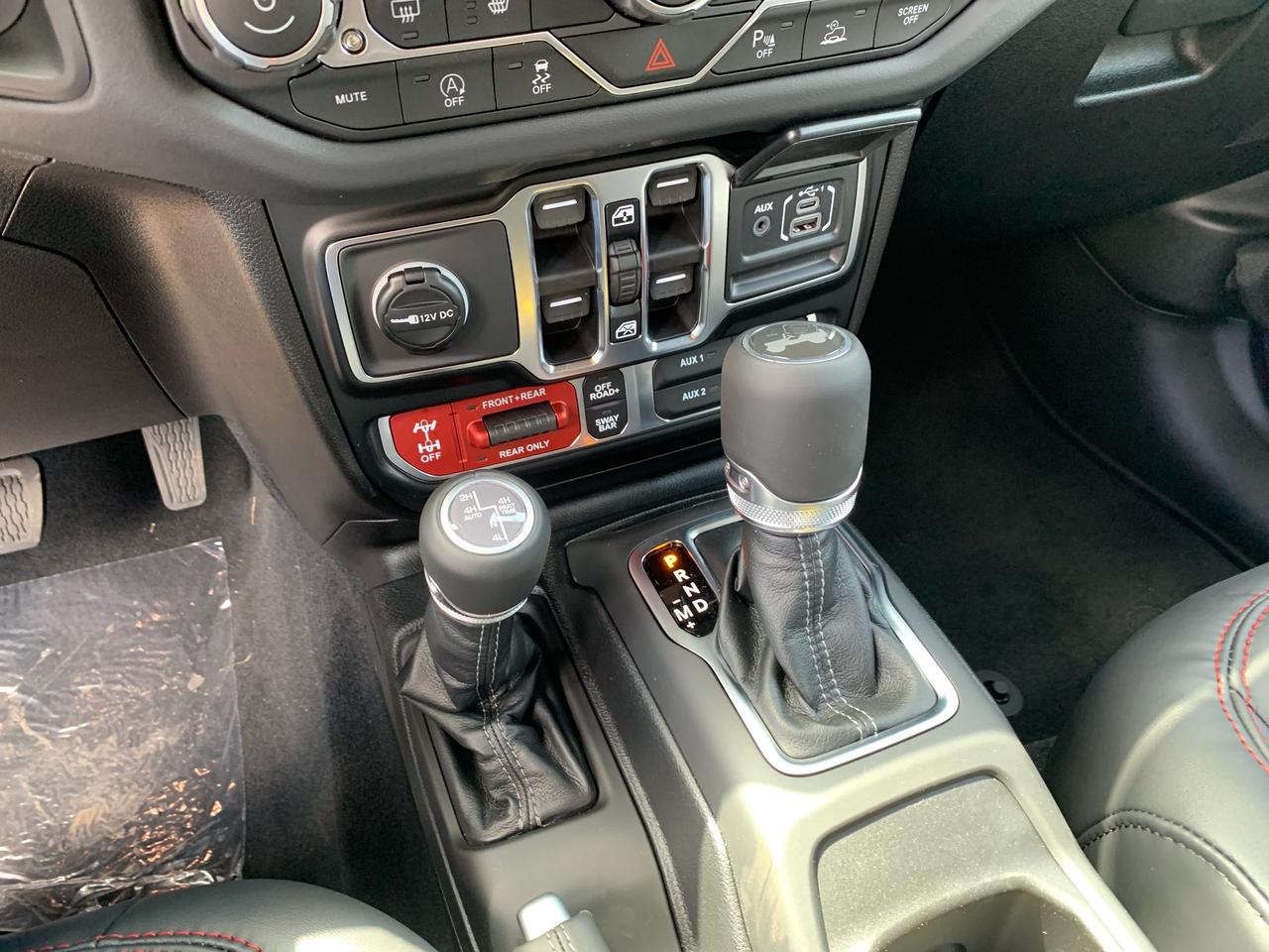 2026 Jeep Wrangler Rubicon 4dr 4x4 Photo