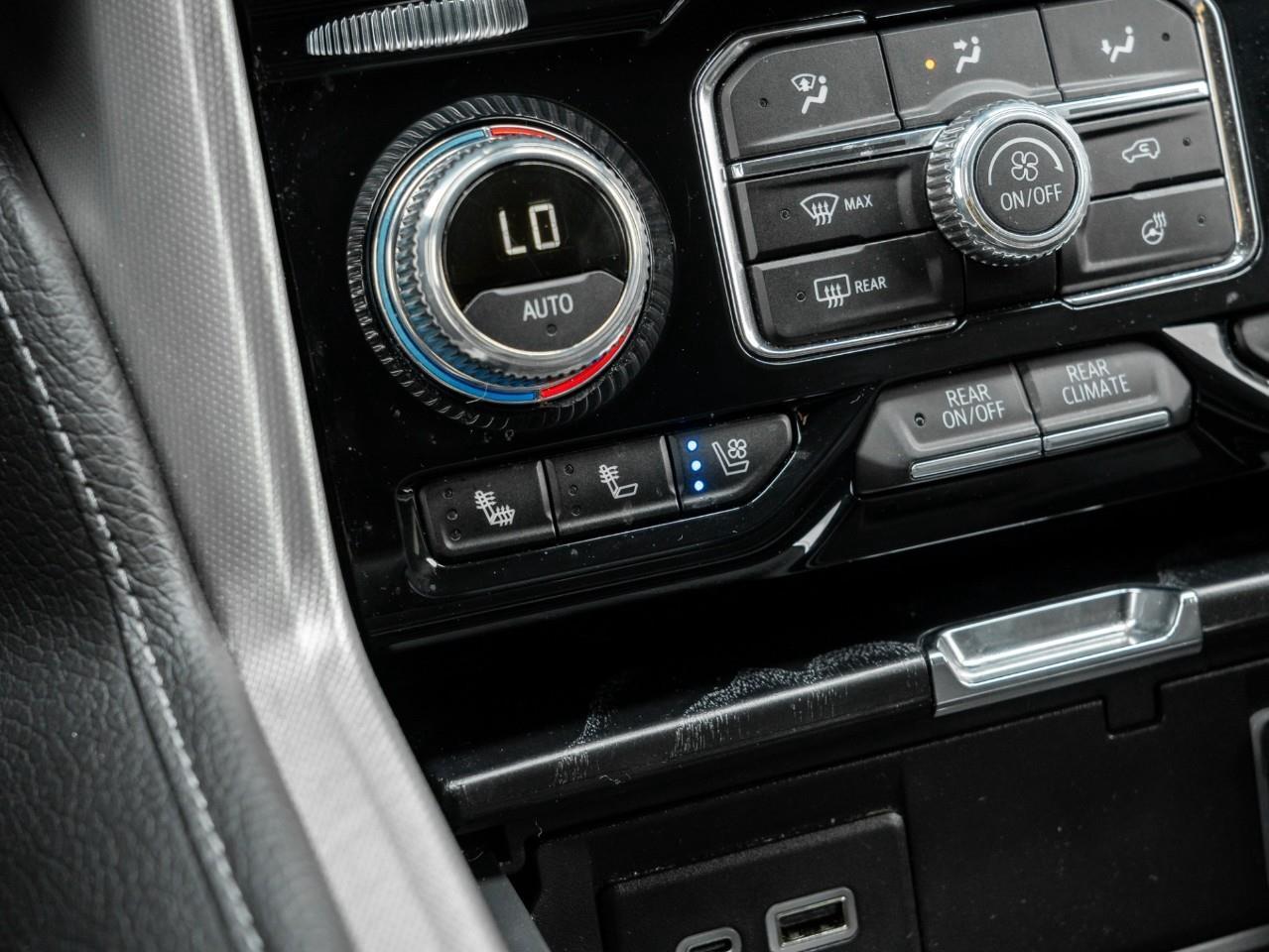2023 GMC Yukon Denali 4X4 Photo