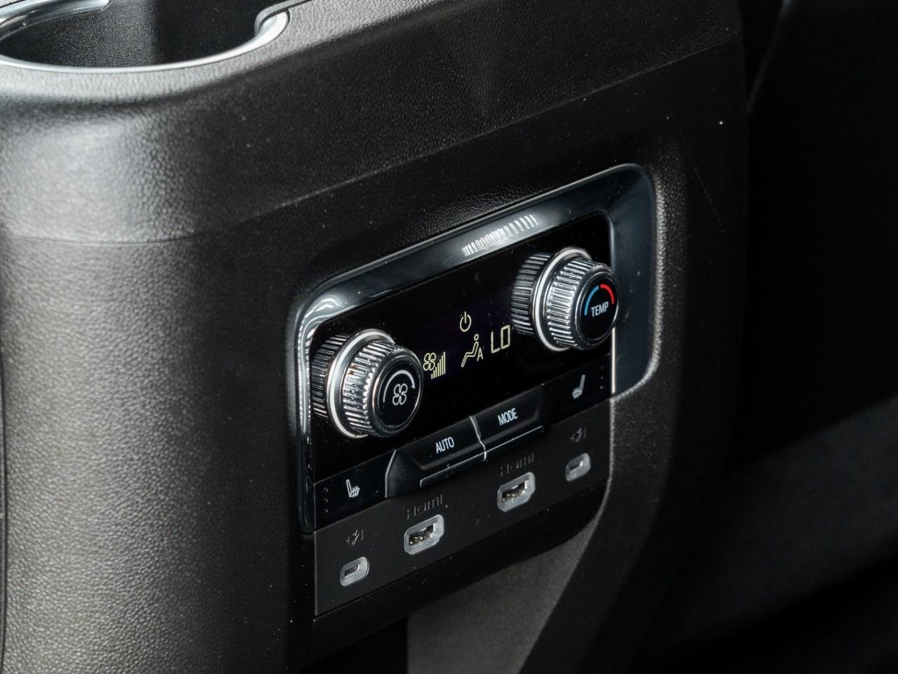 2023 GMC Yukon Denali 4X4 Photo