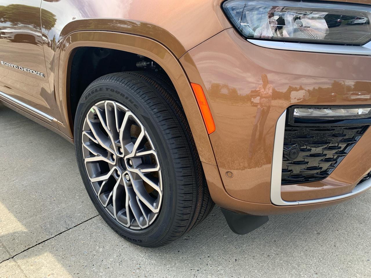 2026 Jeep Grand Cherokee Base 4dr 4x4 Photo