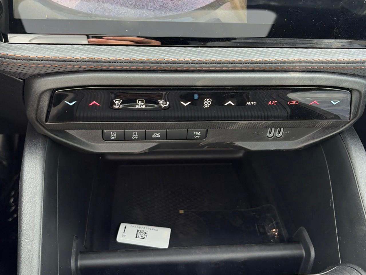 2026 Jeep Cherokee  Photo