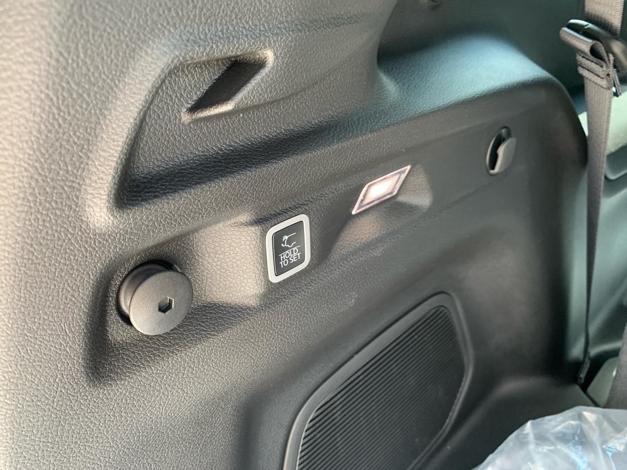 2026 Jeep Grand Cherokee L Base 4dr 4x4 Photo