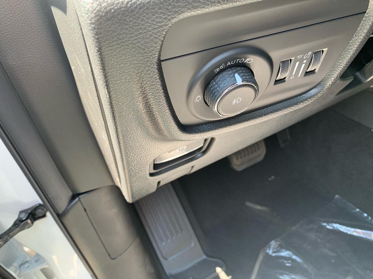 2026 Jeep Grand Cherokee L Base 4dr 4x4 Photo