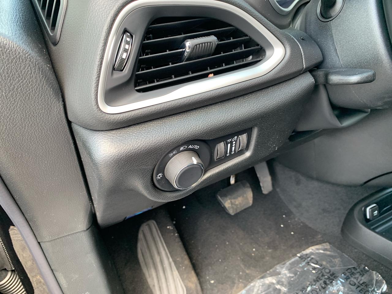 2027 Chrysler Grand Caravan SXT Front-Wheel Drive Passenger Van Photo