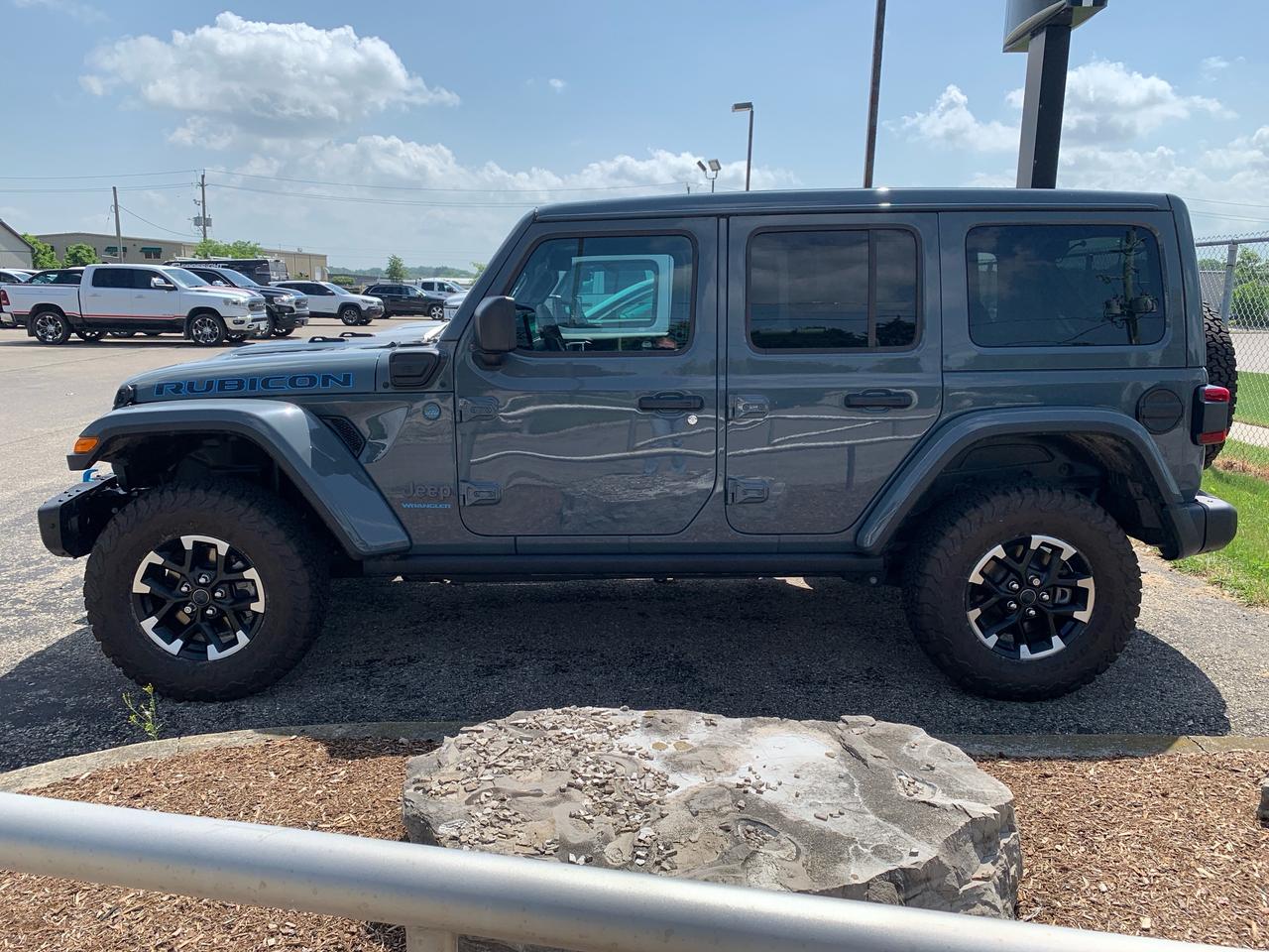 2025 Jeep Wrangler 4xe Rubicon 4dr 4x4 Photo