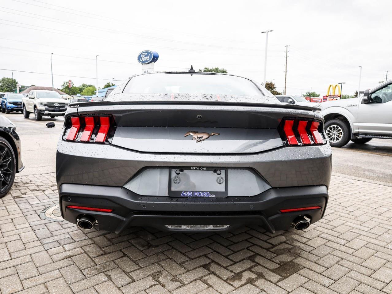 2026 Ford Mustang EcoBoost Premium 2dr Fastback Photo4