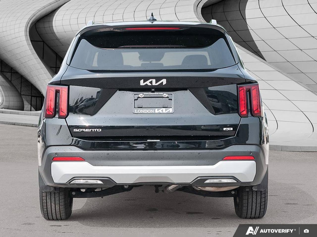 2024 Kia Sorento LX   AWD   Heated Seats   Apple CarPlay   Backup C Photo4