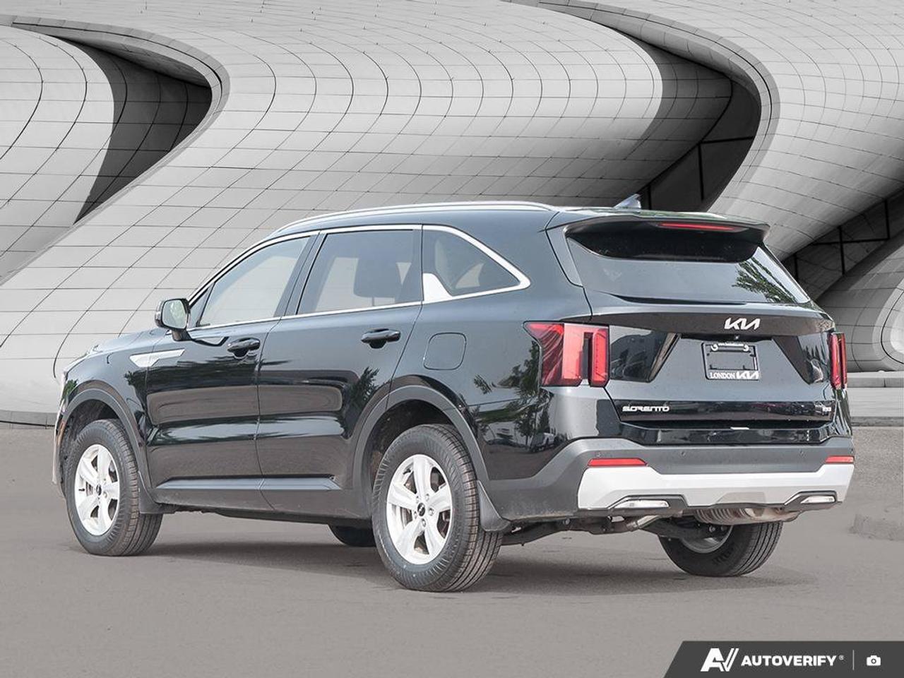 2024 Kia Sorento LX   AWD   Heated Seats   Apple CarPlay   Backup C Photo
