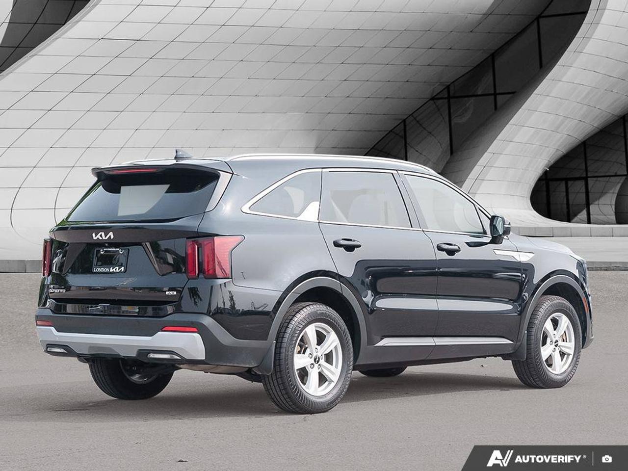 2024 Kia Sorento LX   AWD   Heated Seats   Apple CarPlay   Backup C Photo