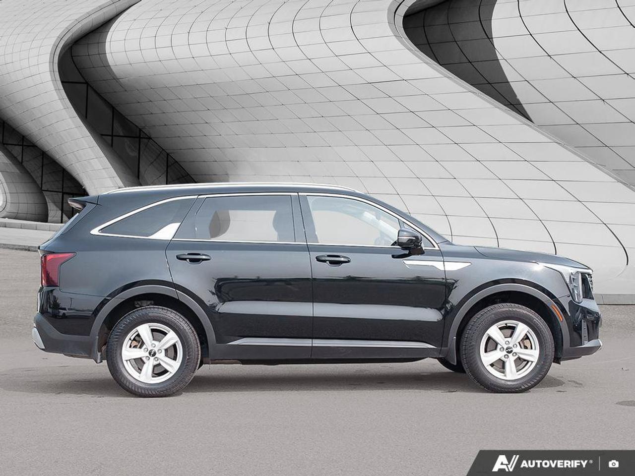 2024 Kia Sorento LX   AWD   Heated Seats   Apple CarPlay   Backup C Photo