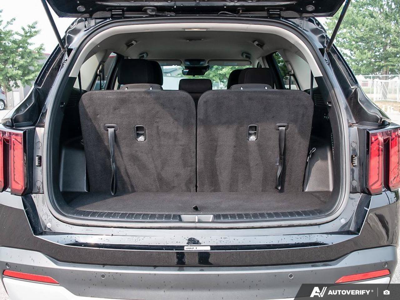 2024 Kia Sorento LX   AWD   Heated Seats   Apple CarPlay   Backup C Photo