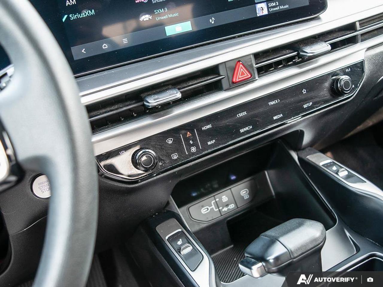 2024 Kia Sorento LX   AWD   Heated Seats   Apple CarPlay   Backup C Photo