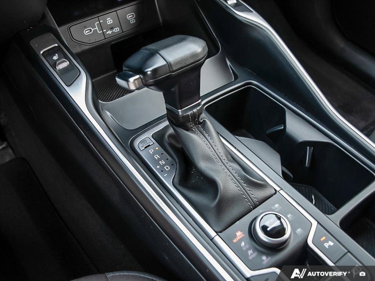 2024 Kia Sorento LX   AWD   Heated Seats   Apple CarPlay   Backup C Photo