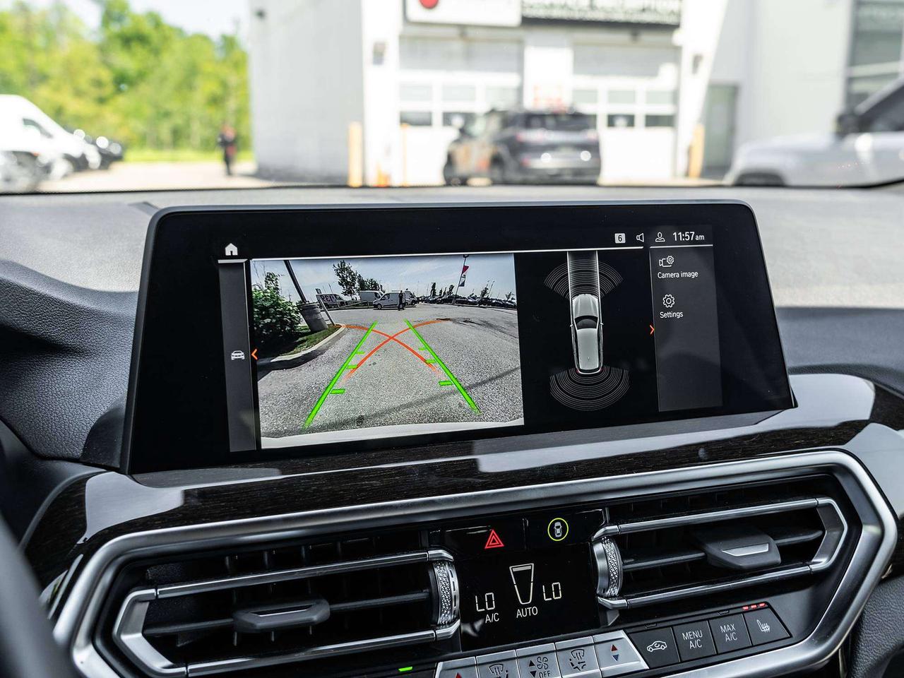 2023 BMW X3 LEATHER PANO-ROOF NAVI Photo