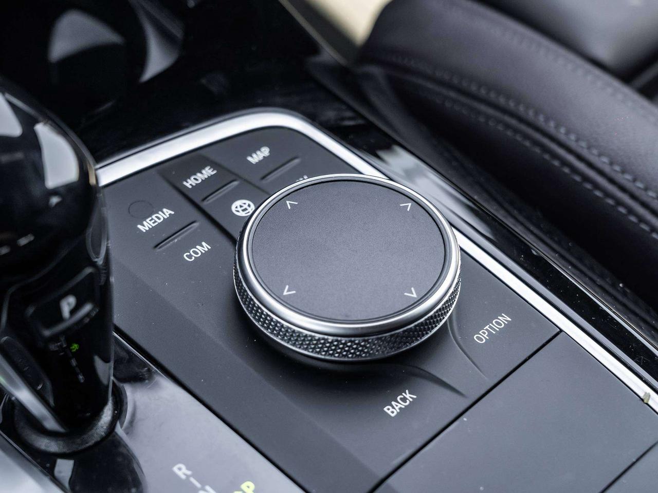 2023 BMW X3 LEATHER PANO-ROOF NAVI Photo