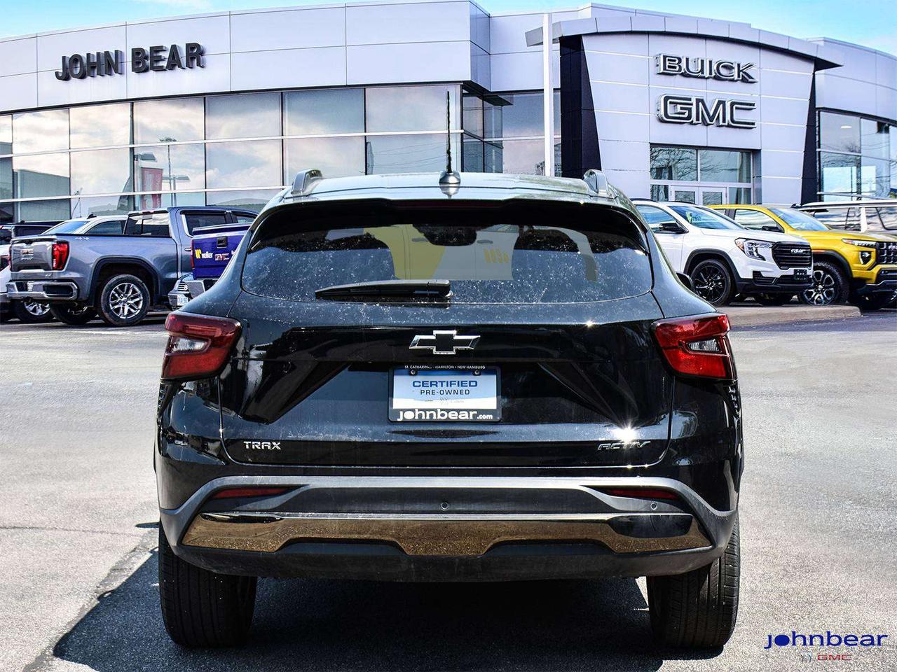 2025 Chevrolet Trax REMOTE START   CHEVY SAFETY ASSIST   APPLE CAR PLA Photo