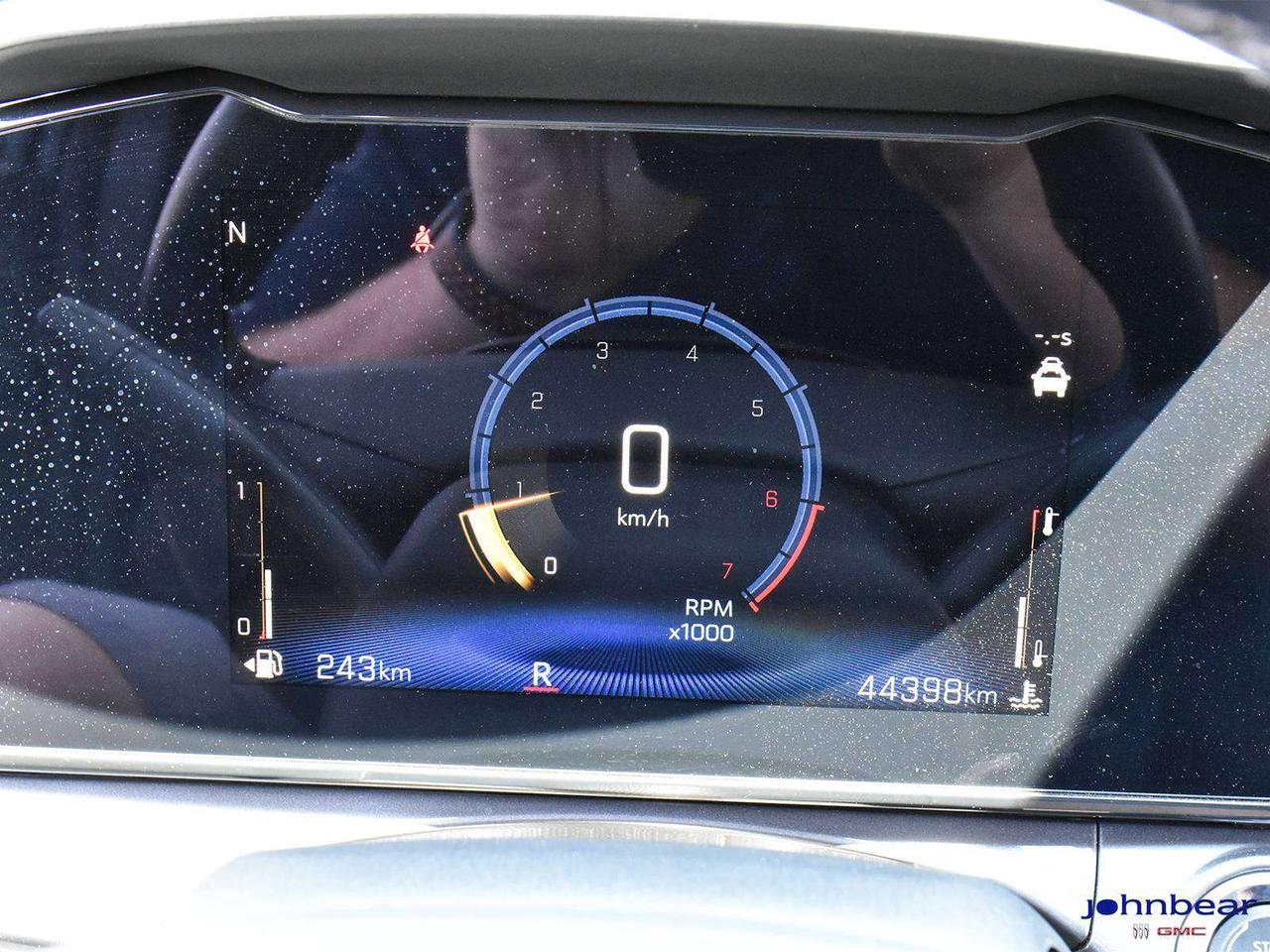 2025 Chevrolet Trax REMOTE START   CHEVY SAFETY ASSIST   APPLE CAR PLA Photo