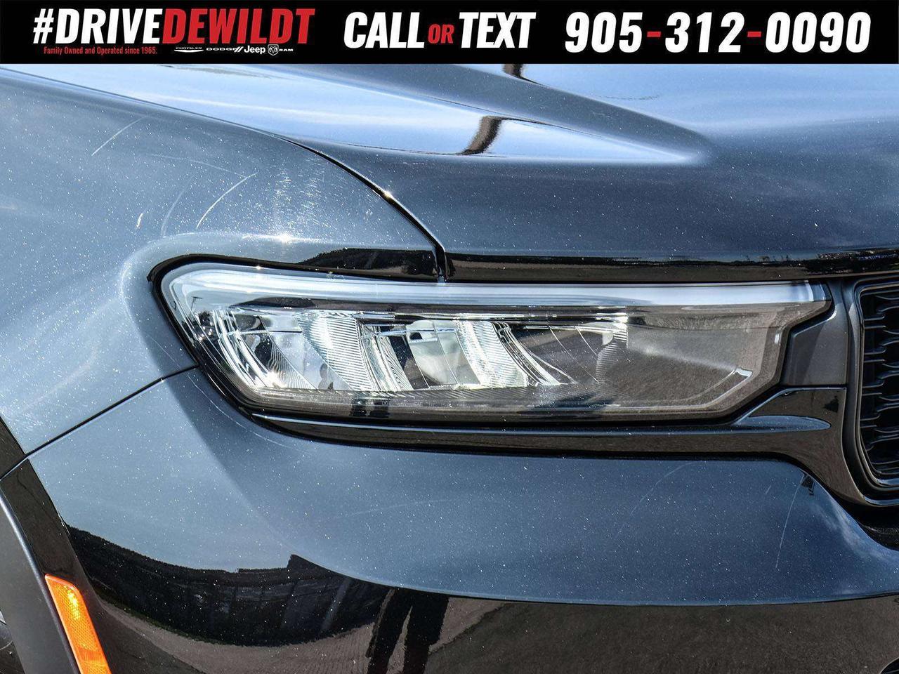 2023 Jeep Grand Cherokee LIMITED   PANO ROOF   LUXURY TECH GROUP Photo2
