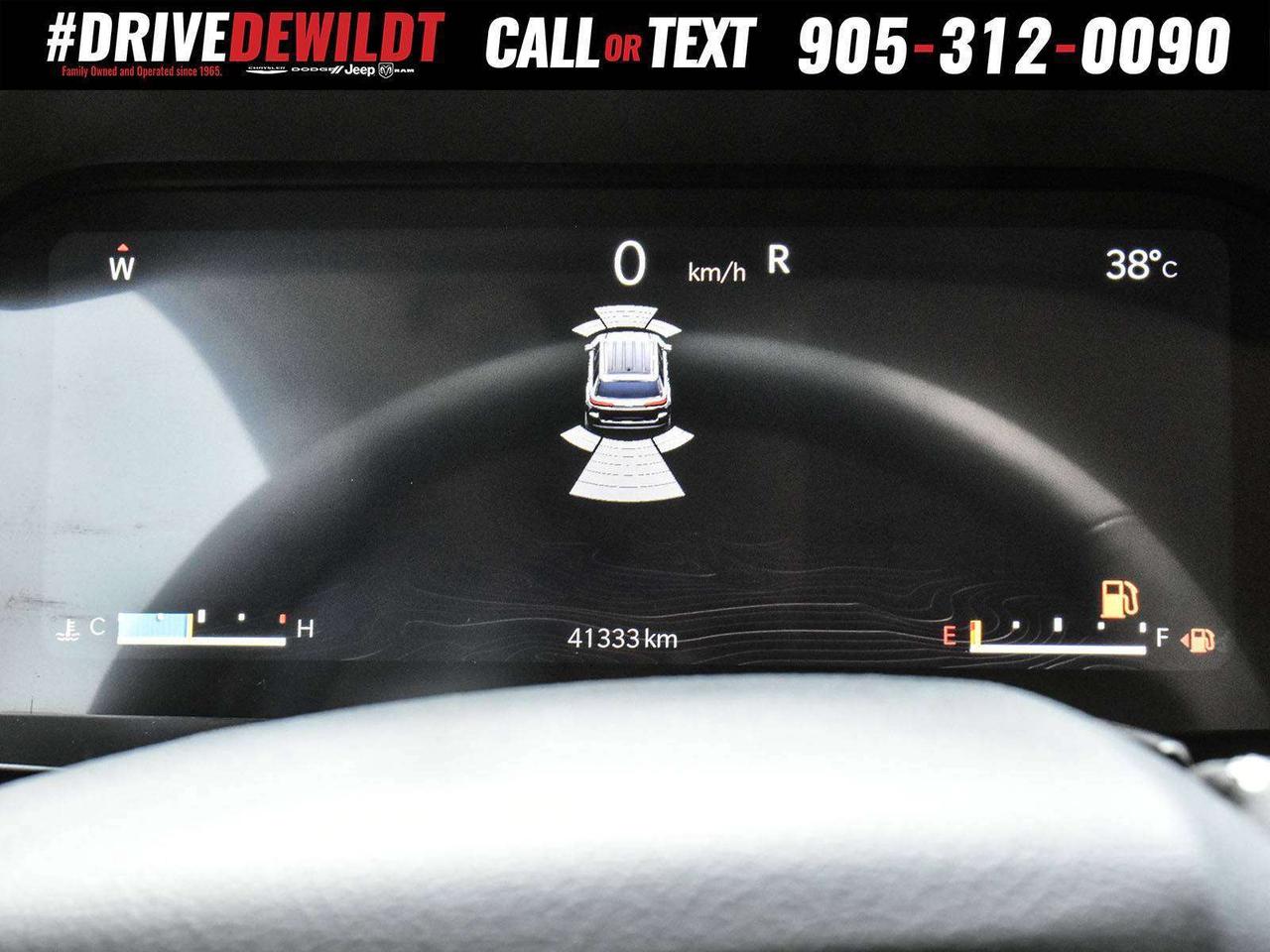 2023 Jeep Grand Cherokee LIMITED   PANO ROOF   LUXURY TECH GROUP Photo